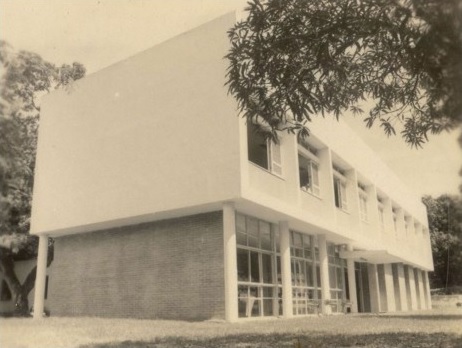 Foto da lateral da PREX 1961
