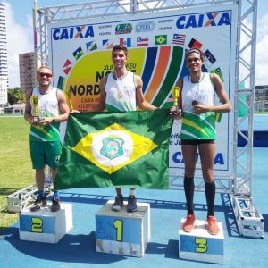 Lucas Lisboa vence as modalidades de Decatlo e Salto com Vara (Foto: Karine Colares).